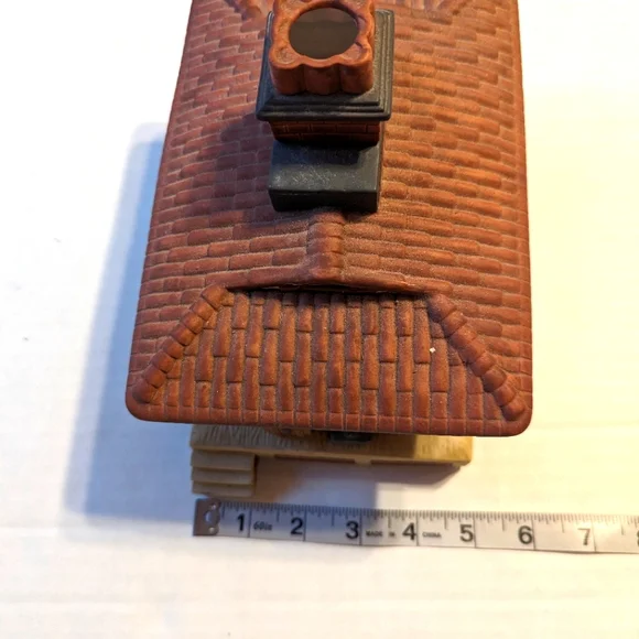 Train Station Tealight Holder By PartyLite - Picture 7 of 10